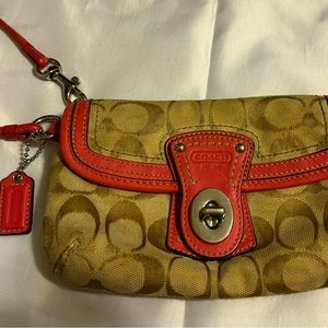 Coach Signature Zipper and Turn Lock Pink/Beige Wristlet Purse/Wallet